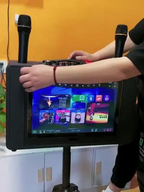 電腦產(chǎn)品展示與軟件服務(wù) 科技驅(qū)動(dòng)未來工作與生活